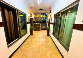 Doves Inn Hotel kalma Chowk